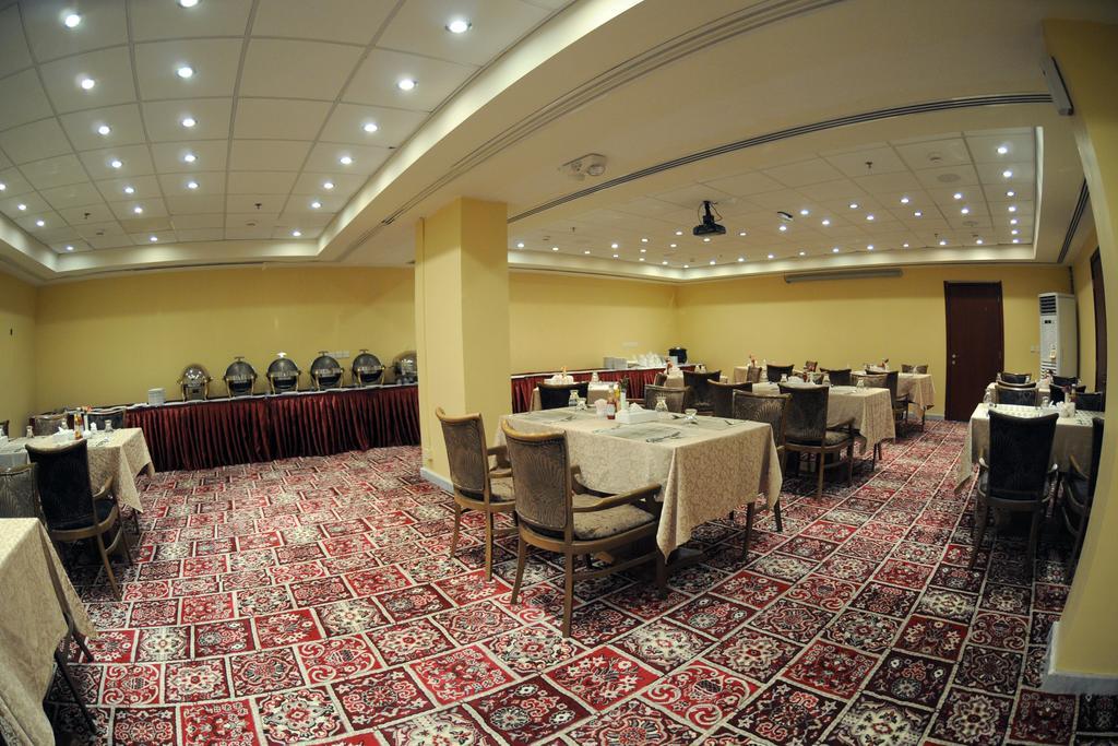 Hala Hotel 알크호바르 외부 사진