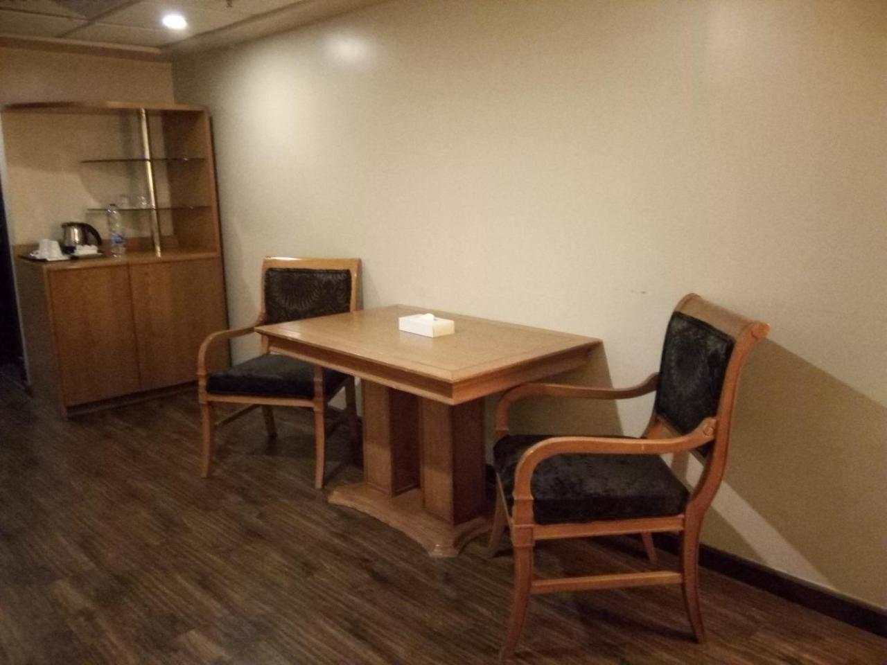 Hala Hotel 알크호바르 외부 사진